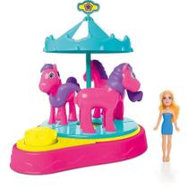 Playset Parque da Judy Carrossel Giratório com Bonequinha Samba Toys Playset Parque da Judy Carrossel Giratório com Bonequinha Samba Toys