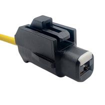 Plug Conector 01 Via Para Motor De Partida Corolla Hilux