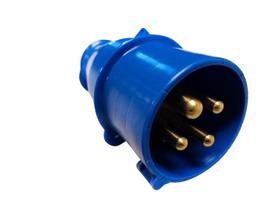 Plugue de Energia Industrial 3 Pinos, 16 Amperes, 220/240 Volts - Steck Plugue de Energia Industrial 3 Pinos, 16 Amperes, 220/240 Volts - Steck