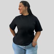 Plus size t-shirt feminina preta Plus size t-shirt feminina preta