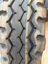 Pneu 1000x20 100020 10.00x20 1000 20 Xzy Comum