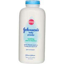 Pó para bebês Johnson's Aloe & Vitamina E 450 ml (pacote com 3) Pó para bebês Johnson's Aloe & Vitamina E 450 ml (pacote com 3)