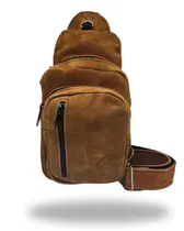 Pochete Peitoral em Couro Castor Escuro Pochete Peitoral em Couro Castor Escuro