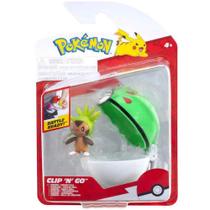 Pokebola com figura pokemon sunny Pokebola com figura pokemon sunny