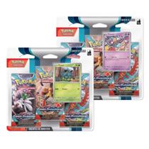 Pokemon 2 Blister Triple Packs com 3 Booster e 1 Carta Promocional Cada Ev4 Fenda Paradoxal Copag - 33646