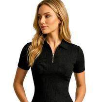 Polo Feminina Canelada Premium Slim Fit Manga Curta Gola com Zíper Casual Elegante Blusa Moderna Polo Feminina Canelada Premium Slim Fit Manga Curta Gola com Zíper Casual Elegante Blusa Moderna