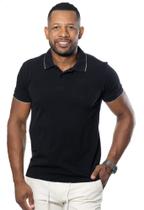 Polo Masculina Piquet Preto detalhe Branco - CO2 Polo Masculina Piquet Preto detalhe Branco - CO2