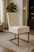 Poltrona Aurora Cadeira Decorativa com Base de Ferro Dourado para Sala, Cozinha e Restaurante Poltrona Aurora Cadeira Decorativa com Base de Ferro Dourado para Sala, Cozinha e Restaurante
