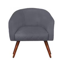 Poltrona Bianca Com Tressê Suede Pés Palito Castanho - D'rossi Cor Cinza Poltrona Bianca Com Tressê Suede Pés Palito Castanho - D'rossi Cor Cinza
