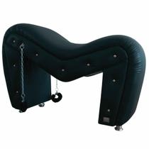 Poltrona Cadeira Cavalinho Sofá De Motel Hotel Preta Com ALG.
