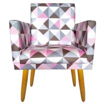 Poltrona Cadeira Decorativa Nina Encosto Alto Rodapé Triangulo Rosa - 2M Decor