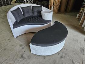 Poltrona Chaise Dubai Fibra Sintética Branca Jardim Varanda Área Externa