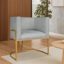 Poltrona Dália Luxo Moderna Estofada Design Sofisticado com Base de Ferro Dourado Bouclé