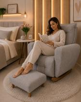 Poltrona de Amamentação Balanço com Puff Jade em Linho Conforto Elegância e Aconchego