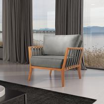 Poltrona de Madeira Eucalipto, Com Braço e Almofada, Estofada Jade Poltrona de Madeira Eucalipto, Com Braço e Almofada, Estofada Jade