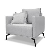 Poltrona Decorativa Estofada em Linho Rústico Grigio com Pés Metálicos - Living Lucadi Home Poltrona Decorativa Estofada em Linho Rústico Grigio com Pés Metálicos - Living Lucadi Home
