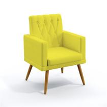 Poltrona Decorativa Estofada Para Sala De Estar Nina Com Rodapé E Botões Capitonê Sued Amarelo Aradecor