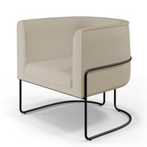 Poltrona Decorativa Fixa Base de Aço Preto Betina D02 Corano Bege C-26 - Lyam Decor Poltrona Decorativa Fixa Base de Aço Preto Betina D02 Corano Bege C-26 - Lyam Decor