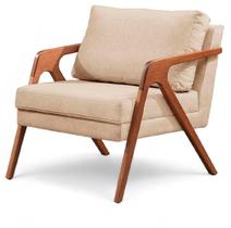 Poltrona Decorativa para sala Mona Luxo em Linho Bege e Pés em Madeira Maciça para sala quarto escritorio clínica