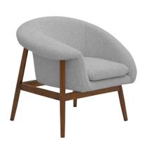 Poltrona Decorativa Yumi Base Madeira Braço Direito Bouclé Cinza Claro - Nexta Casa