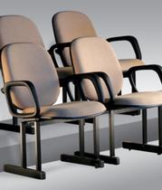 Poltrona Diretor Universitária Linha Auditório Bege