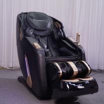 Poltrona Elétrica 3D Jarvis com Massagem Aquecimento Bivolt Reclinação Gravidade Zero Controle LCD Touch PU Preto G94 - Laura Lar