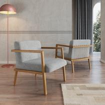 Poltrona em Madeira Maciça com Braço Gandia