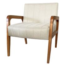Poltrona Estofada para Sala em Madeira Maciça Pinhão Luma Linho Bege CCS