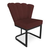 Poltrona Flor Veludo Marsala Base Metálica Industrial Preto - Pallazio