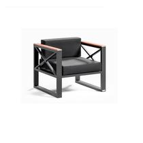 Poltrona Itapema Base Aço Preto Estofado Várias Cores - Datelli Design