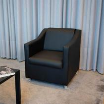 Poltrona material sintético Consultorio Recepção Balaqui decor
