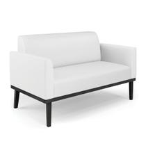 Poltrona Namoradeira Decorativa Isabella Pés Fixo em Madeira Preto PU Branco G19 - Gran Belo Poltrona Namoradeira Decorativa Isabella Pés Fixo em Madeira Preto PU Branco G19 - Gran Belo