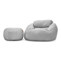 Poltrona Núcleo com Apoio de Pufe Elegante e luxuosa Enchimento Pérolas 3mm Pufe Macio Bege