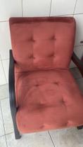 Poltrona, tecido suede na cor marsala