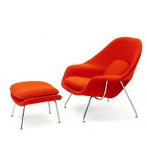 Poltrona Womb Chair com Puff