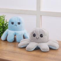 Polvinho Do Humor Plush Dupla Face Reversível Polvinho Do Humor Plush Dupla Face Reversível