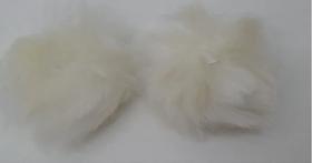 Pompom pelo baixo c/ alca ref 4432/3 2 unid cor off white Pompom pelo baixo c/ alca ref 4432/3 2 unid cor off white