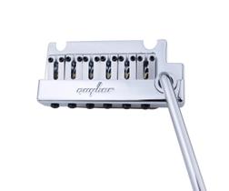 Ponte Tremolo para Guitarra Guyker 8,5x5,1 cm Cavalete de Latão Cromado Ponte Tremolo para Guitarra Guyker 8,5x5,1 cm Cavalete de Latão Cromado