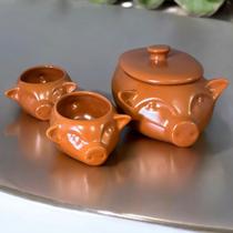 Porco Médio Com 2 Porcos Pequenos Para Almoço Feijoada Vinagrete Farofa Porco Médio Com 2 Porcos Pequenos Para Almoço Feijoada Vinagrete Farofa