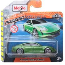 Porsche Taycan Turbo S - Fresh Metal - 1/64 - Maisto