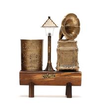 Porta-canetas com design de gramofone vintage com mini luz noturna Porta-canetas com design de gramofone vintage com mini luz noturna