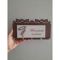 Porta Chaves 5 Ganchos Parede Decoração Moderna Madeira MDF Porta Chaves MDF:Maria passa na frente