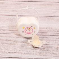 Porta Chupeta Baby de Plástico com Alça Plasutil Porta Chupeta Baby de Plástico com Alça Plasutil