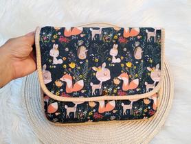 Porta documentos do bebê modelo pastinha bosque encantado