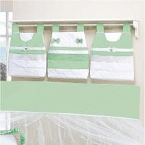 Porta Fraldas de Varão para Quarto de Bebê Verde com Branco 03 Peças - Coleção Sensação