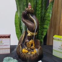 Porta incenso cascata buda na mão envelhecido c/ amarelo 20cm