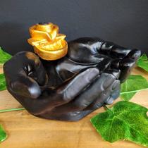 Porta incenso cascata em resina mãos pretas 8cm