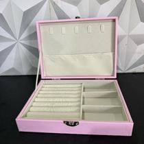 Porta joias retangular com 3 divisórias rosa branco com trava estojo multiuso para anel colar pulseira viagem joia menin -