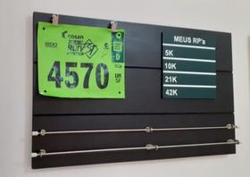 Porta Medalhas Corrida Personalizado Numero De Peito & Rps