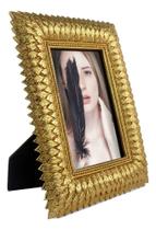 Porta Retrato 10x15 Lindo Acabamento Dourado Poli Resina - Mart Collection Porta Retrato 10x15 Lindo Acabamento Dourado Poli Resina - Mart Collection